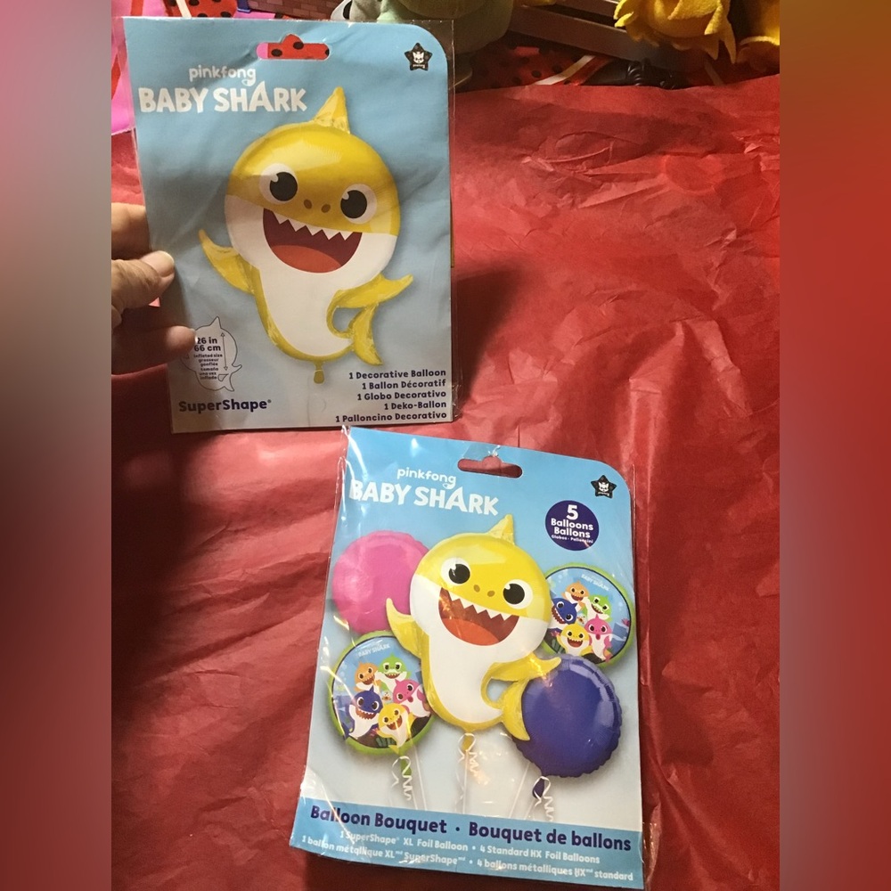 Baby shark 5 balloons bouquet & 1 decorative supershape -NEW